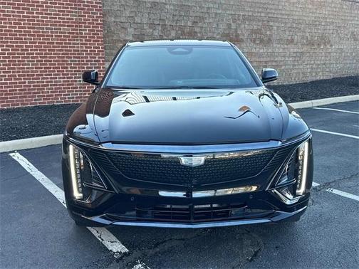 2025 Cadillac LYRIQ Sport