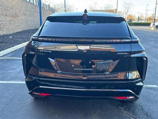 2025 Cadillac LYRIQ Sport