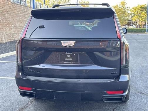 2023 Cadillac Escalade ESV Sport Platinum
