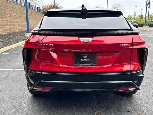 2025 Cadillac LYRIQ Sport