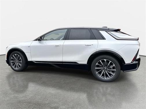 2025 Cadillac LYRIQ Sport