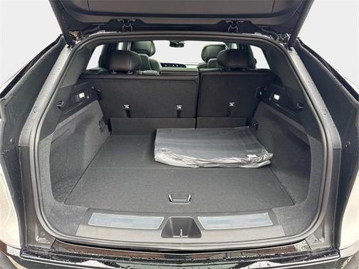 2025 Cadillac LYRIQ Sport