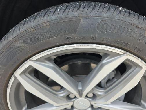 Crystal White Tri-Coat 2023 Cadillac XT4 Sport