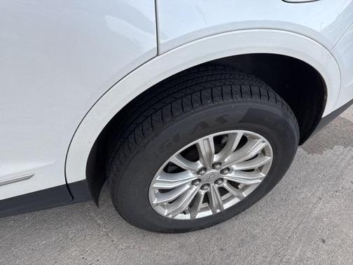 2018 Cadillac XT5 Base