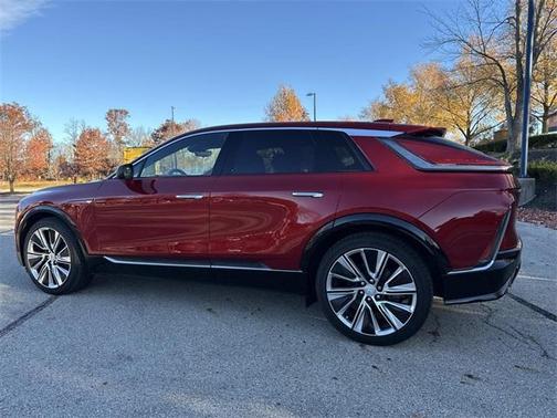 2024 Cadillac LYRIQ Luxury