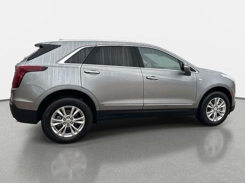 2025 Cadillac XT5 Luxury