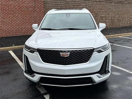 2025 Cadillac XT6 Luxury AWD