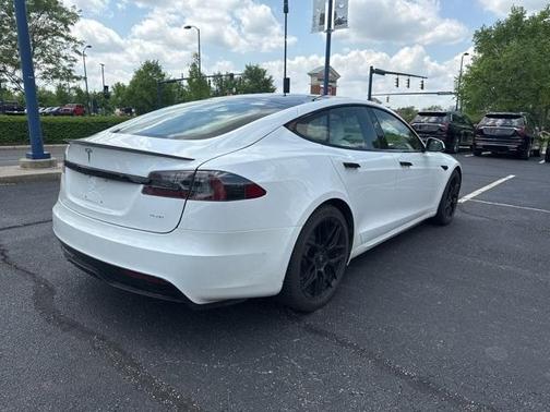 2021 Tesla Model S Plaid