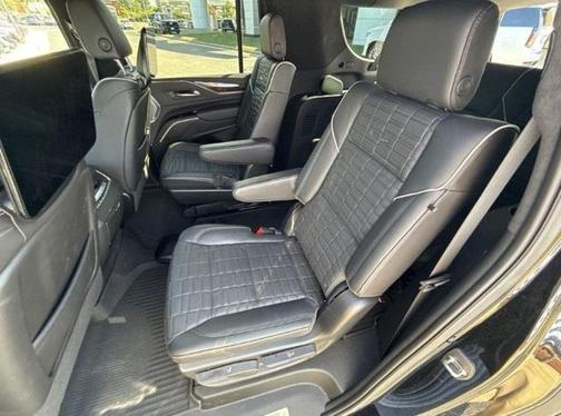 2024 Cadillac Escalade ESV Premium Luxury Platinum