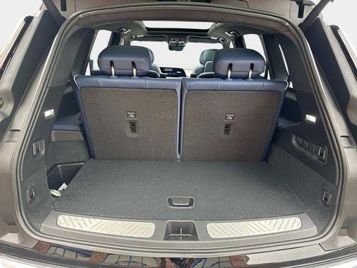 2026 Cadillac VISTIQ Premium Luxury