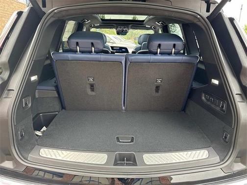 2026 Cadillac VISTIQ Premium Luxury