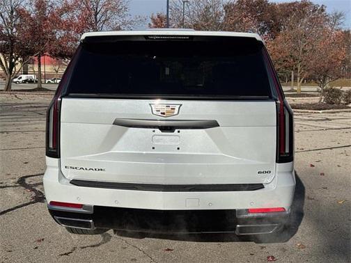 2026 Cadillac Escalade Luxury