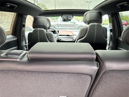 2025 Cadillac LYRIQ Luxury
