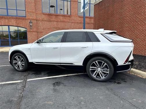 2025 Cadillac LYRIQ Luxury