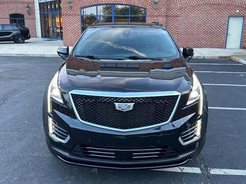 2022 Cadillac XT5 Sport
