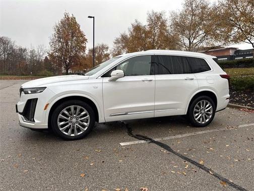 2023 Cadillac XT6 Premium Luxury AWD