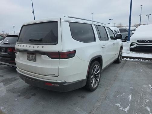 2022 Jeep Wagoneer Series III