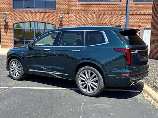 2025 Cadillac XT6 Premium Luxury AWD
