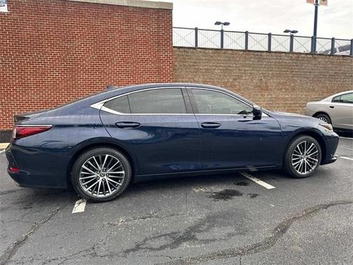2022 Lexus ES 350 Base
