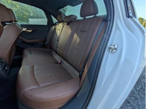 2019 Audi A4 2.0T Prestige