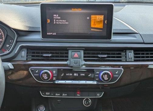 2019 Audi A4 2.0T Prestige