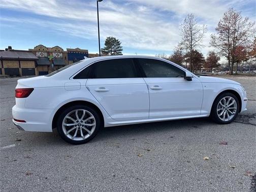2019 Audi A4 2.0T Prestige