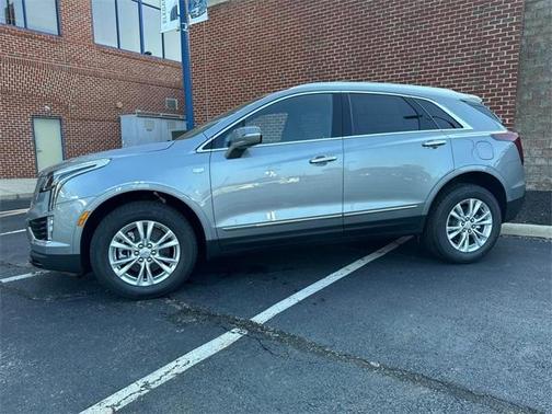 2025 Cadillac XT5 Luxury