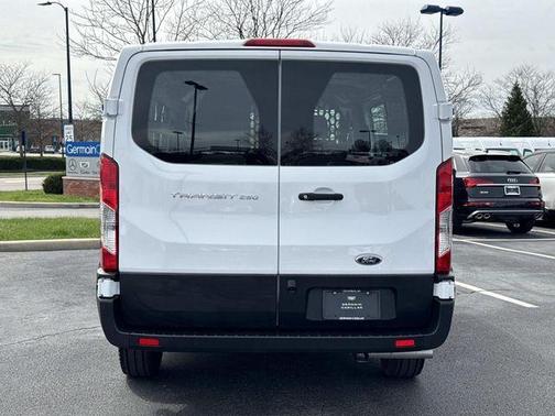 2025 Ford Transit-250 