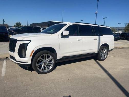 2025 Cadillac Escalade ESV Sport