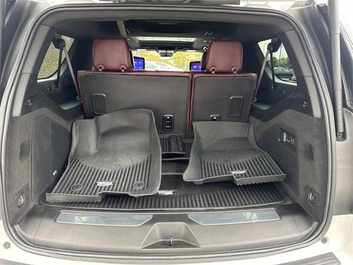 2025 Cadillac Escalade ESV Sport
