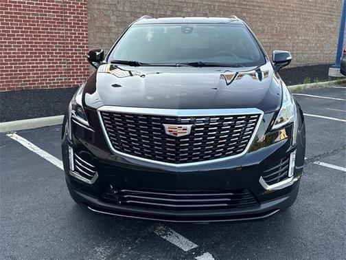 2025 Cadillac XT5 Luxury
