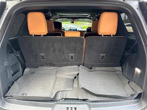 2023 Ford Expedition Platinum
