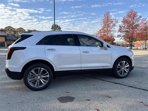 2026 Cadillac XT5 Premium Luxury