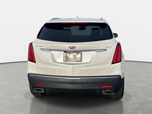 2025 Cadillac XT5 Luxury