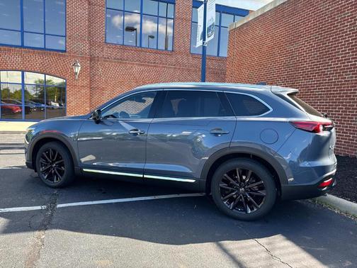 2022 Mazda CX-9 Carbon Edition