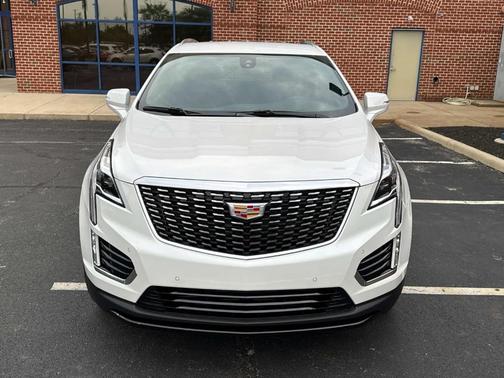 2025 Cadillac XT5 Luxury