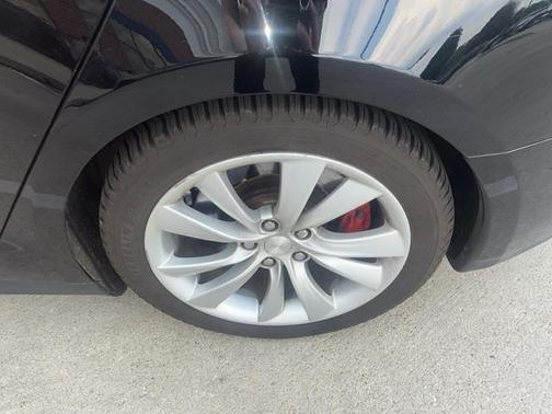 2014 Tesla Model S P85D