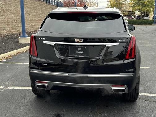 2025 Cadillac XT5 Premium Luxury