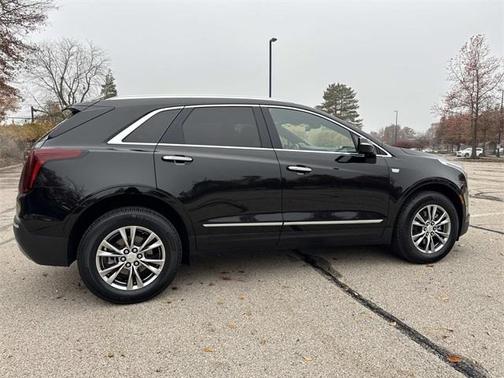 2022 Cadillac XT5 Premium Luxury