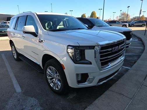2022 GMC Yukon SLT