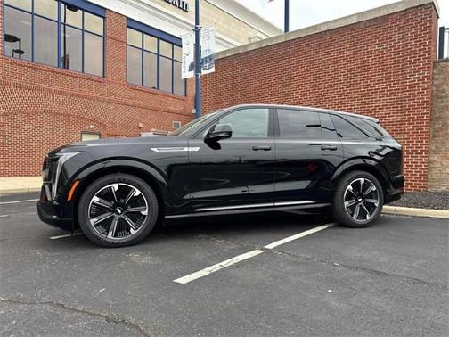 2025 Cadillac Escalade IQ Sport 2