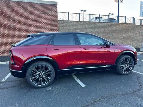 2025 Cadillac OPTIQ Sport