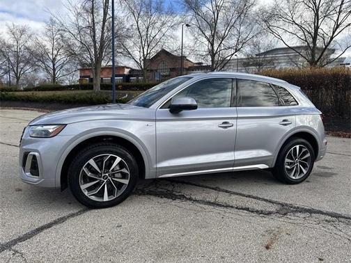 2023 Audi Q5 45 S line quattro Premium