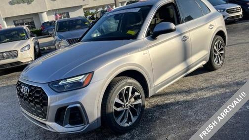 2023 Audi Q5 45 S line quattro Premium