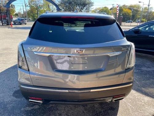 2022 Cadillac XT5 Sport