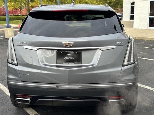 2022 Cadillac XT5 Sport