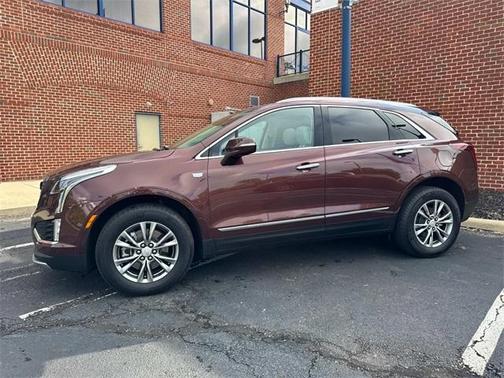 2022 Cadillac XT5 Premium Luxury