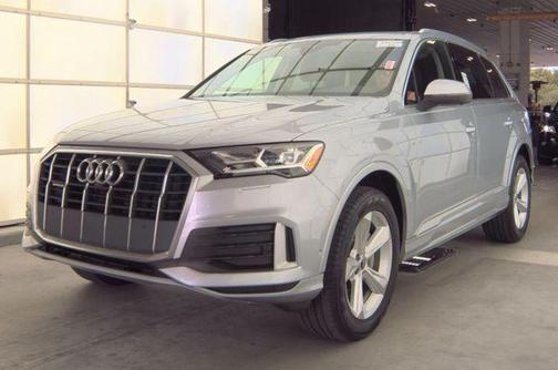 Florett Silver Metallic 2022 Audi Q7 45 Premium