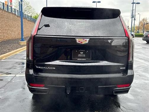 2023 Cadillac Escalade Sport