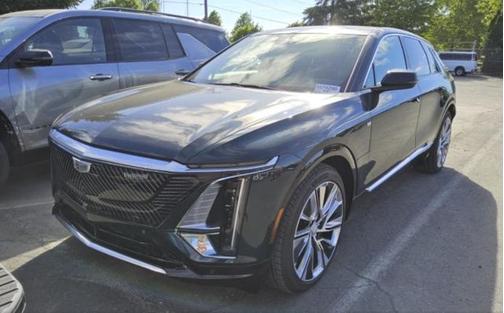 Emerald 2025 Cadillac LYRIQ Luxury